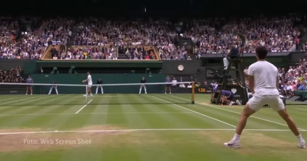 Las estrellas del tenis mundial, Novak Djokovic y Carlos Alcaraz, iniciaron este miércoles, en Arabia Saudi, la temporada profesional 2024