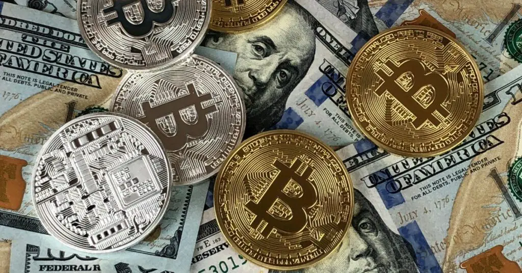 El Bitcoin no es la única criptomoneda que existe, pero si la primera que surgió y la más popular