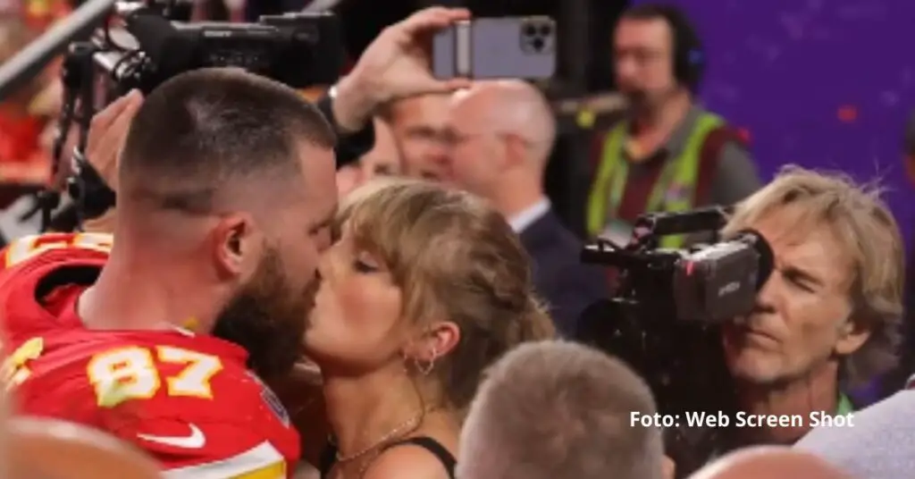 Taylor Swift junto a Travis Kelce