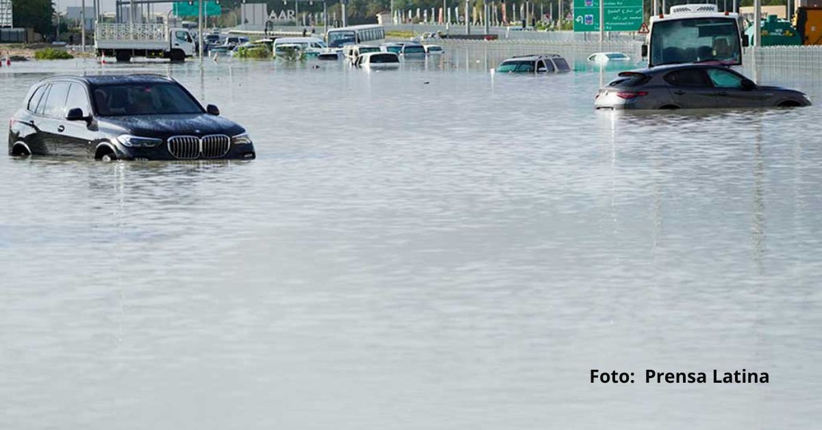 En tan solo 12 horas, Dubai recibió 100 mm de lluvia, equivalente a un año de precipitaciones normales