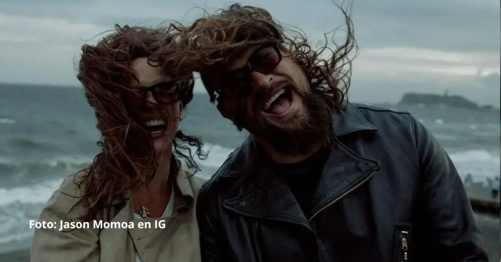 El popular actor Jason Momoa sorprendió a sus seguidores al revelar su nueva relación amorosa a través de Instagram