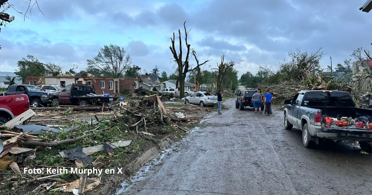 La pequeña ciudad de Greenfield, en Iowa, sufrió los severos embates de un tornado que dejó varios fallecidos y heridos