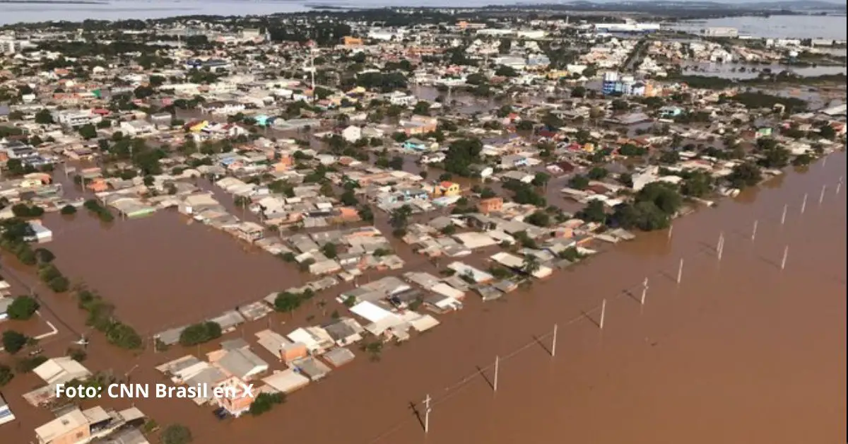 Meteorólogos entrevistados por BBC News Brasil explicaron que las intensas lluvias son resultado de una combinación de tres factores