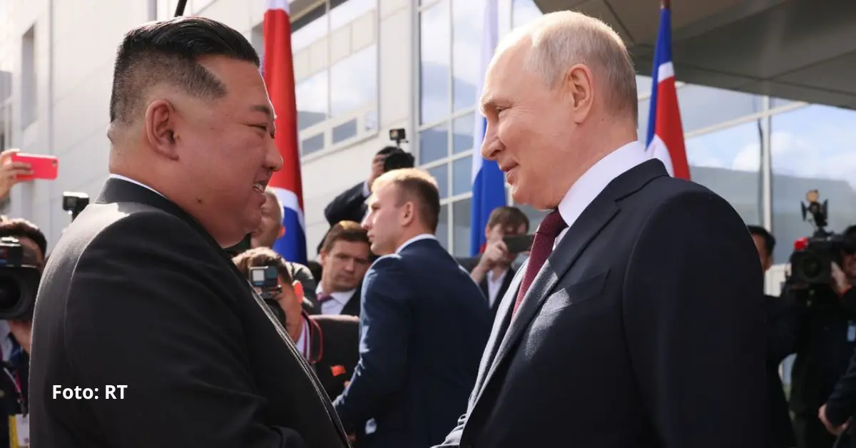 El presidente de Rusia, Vladímir Putin, y Kim Jong-un