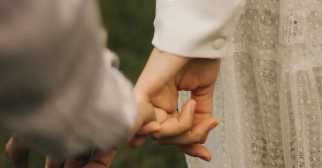 Estados Unidos permitirá que los matrimonios con un cónyuge indocumentado puedan legalizar su estatus sin regresa a su país de origen