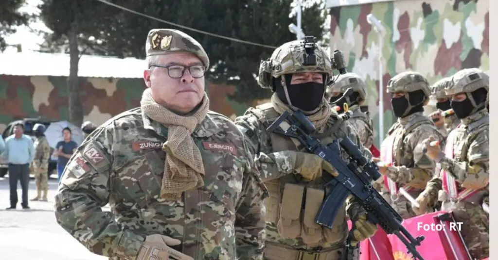 Juan José Zúñiga, exjefe del Ejército, intentó tomar el control del Bolivia por la fuerza