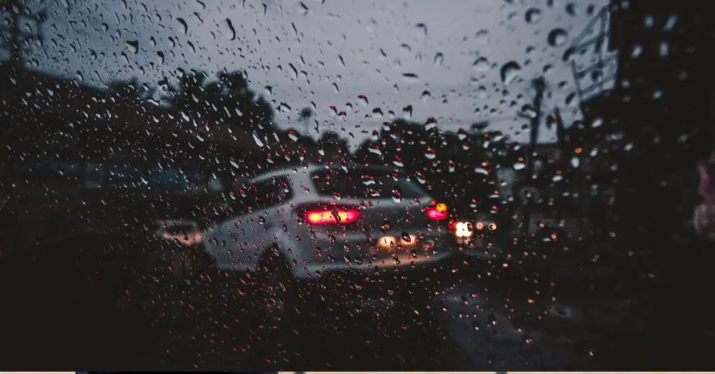 Un frente frío y fuertes precipitaciones amenazan con deteriorar las condiciones climáticas de Estados Unidos