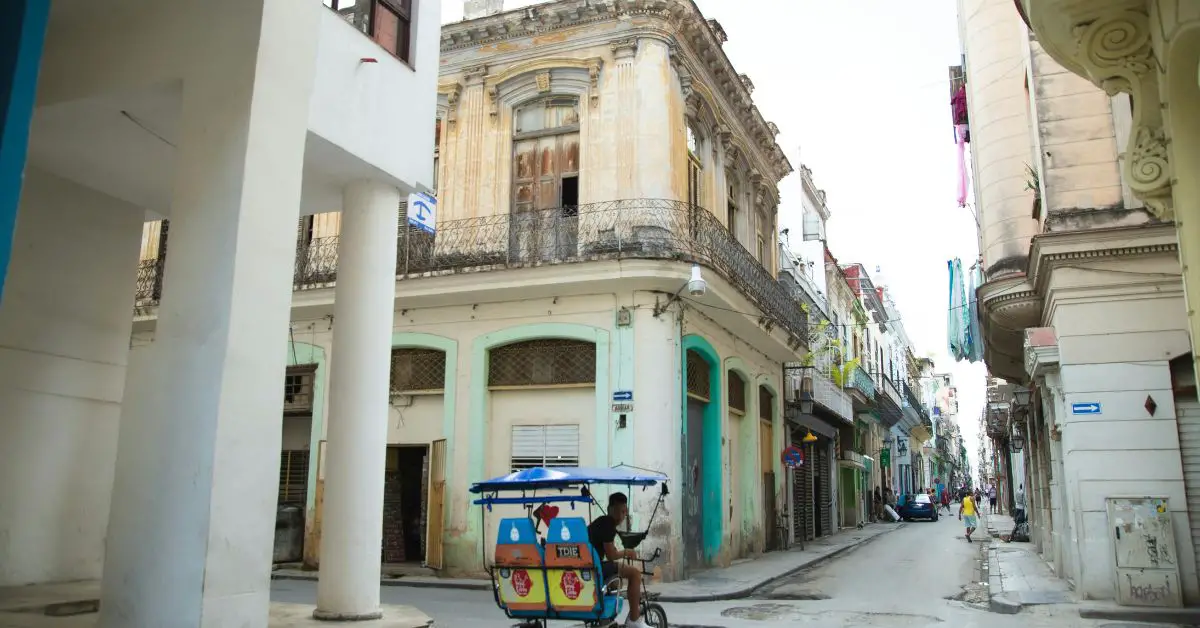 Las noticias de Cuba confirman que en 2023 solo 2,4 millones de visitantes llegaron a la Isla