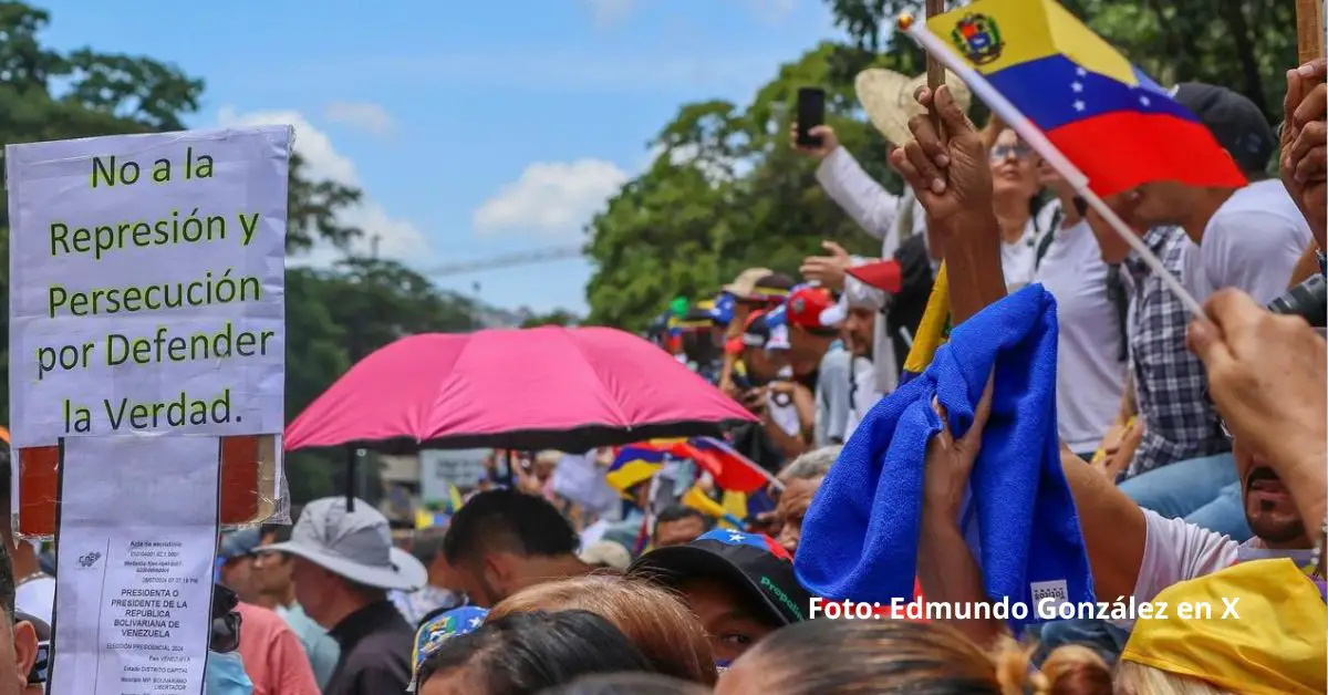 Un mes después de las elecciones en Venezuela, la ciudadanía sigue en las calles exigiendo pruebas del supuesto triunfo de Maduro