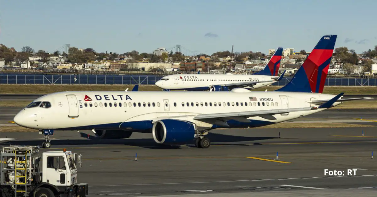 Una mujer consiguió escabullirse dentro de un vuelo que partió este martes desde Estados Unidos hacia Francia