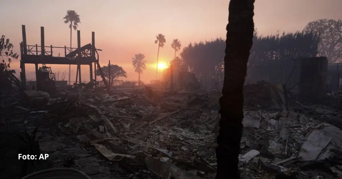 Al menos cinco personas han muerto debido al incendio en Los Ángeles